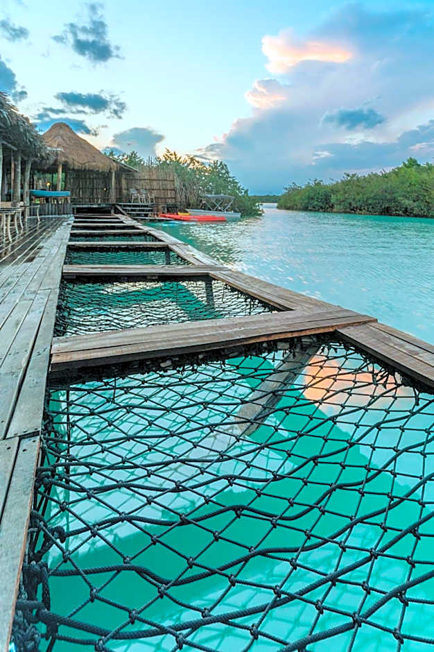 La Embajada Universal The Eighth Color of Bacalar