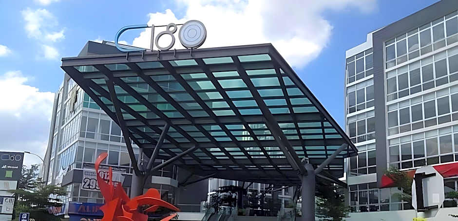 Smile hotel C180 Cheras Selatan