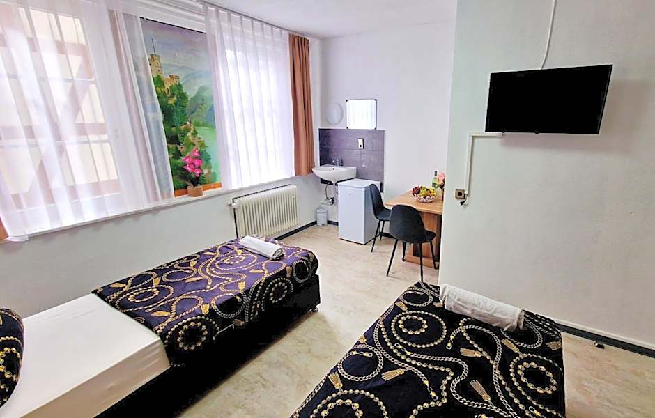 Zur Schönen Lau- Monteurzimmer