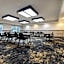 Days Inn & Suites by Wyndham Thunder Bay