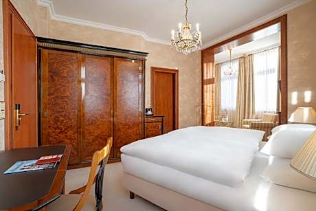 Double Room - South Side / Land View