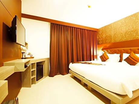 Delux Double Room with Balcony