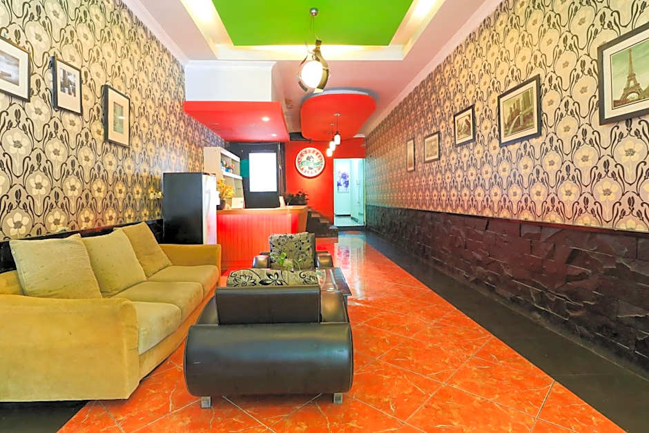 Labuana Homestay & Cafe Garden