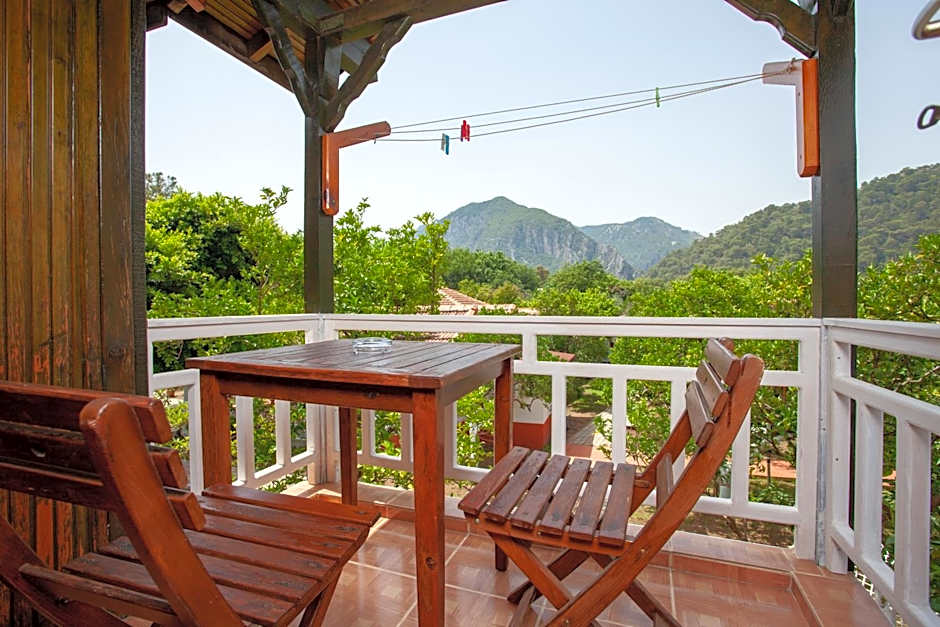 Baris Pension & Bungalows