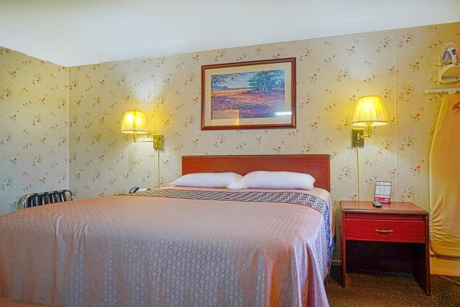 Bay Motel By OYO Bay City