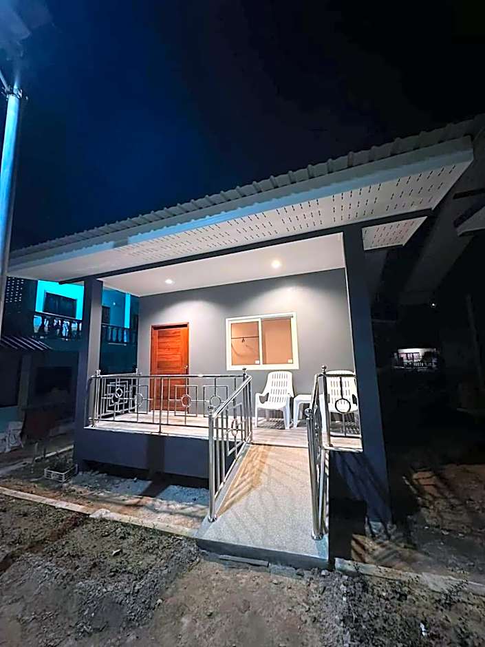 PP. Valentine Bungalow