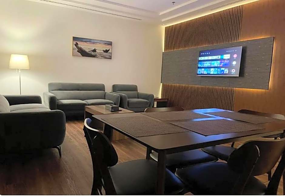 Palette Luxury Mirage Hotel