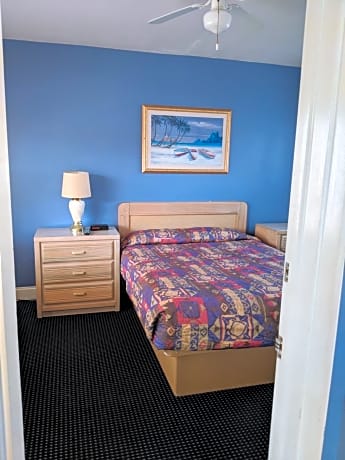 Queen Suite with Two Queen Beds