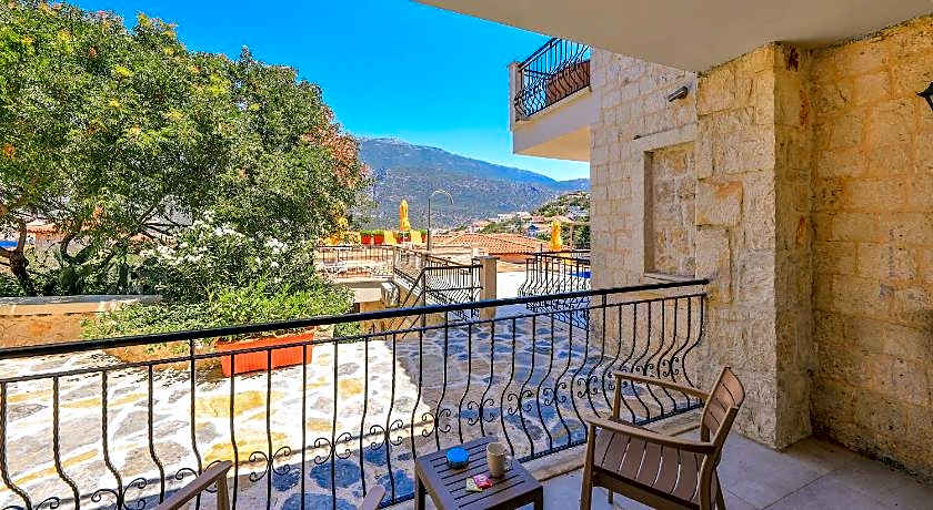 Atalante Hotel
