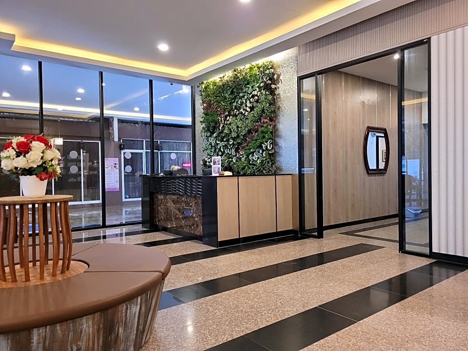 Dynasty Grande Hotel