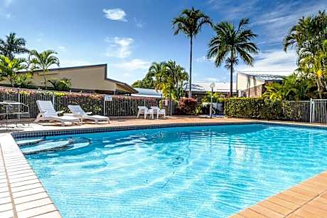 Smart Motels Bert Hinkler