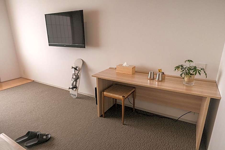 Wayfarer Shin – Kyoto, IL