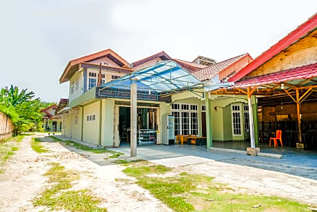 OYO Life 2745 Nabeza House