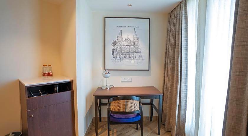 Vivanta Ernakulam, Marine Drive