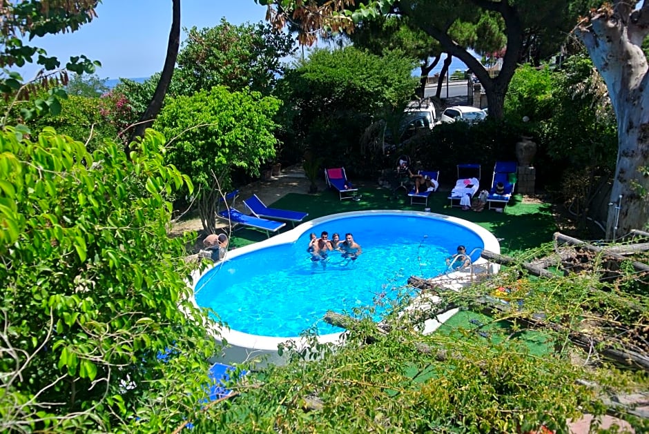 Albergo Italia - Beach Hotel