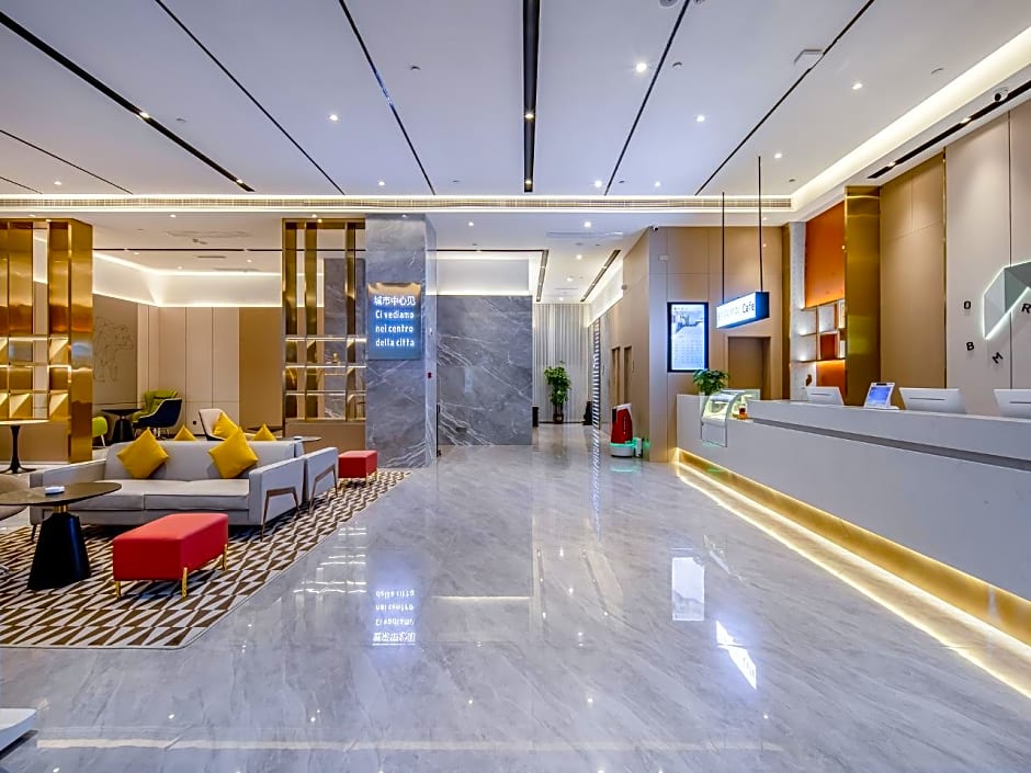 Borrman Hotel Guigang Macaojiang Park High-speed Railway Station