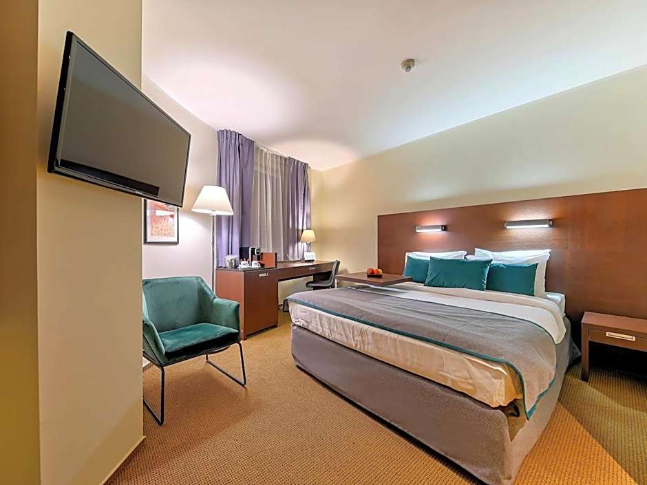 Mercure Airport Warszawa Hotel