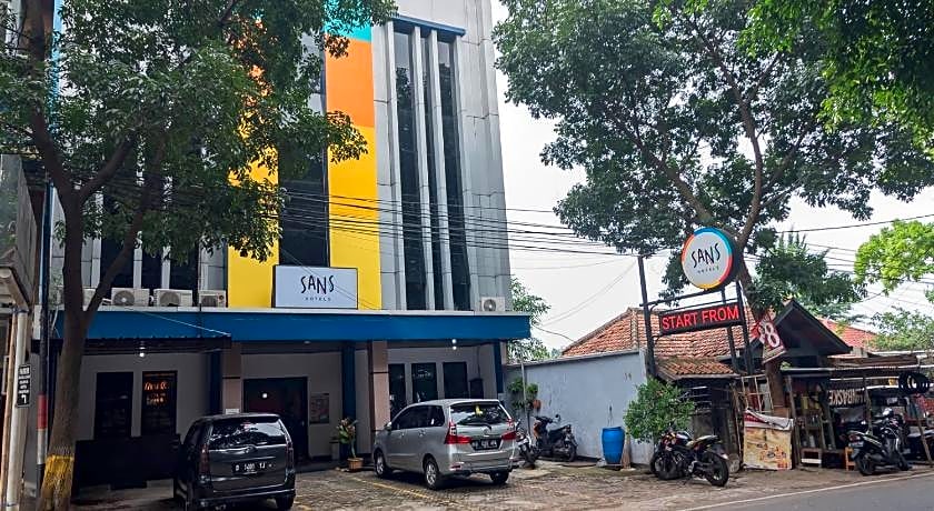 Sans Hotel Cihampelas Bandung