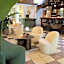 The Originals City, Le Patio Hôtel, Cholet Nord