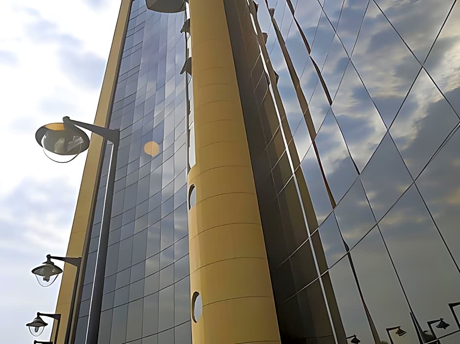 Eastyard Khobar Hotel - Formerly Ramada by Wyndham Khobar