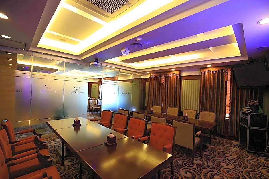 Tongyeong Gallery Hotel