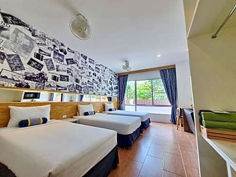 Triple Room with Air-Conditioning