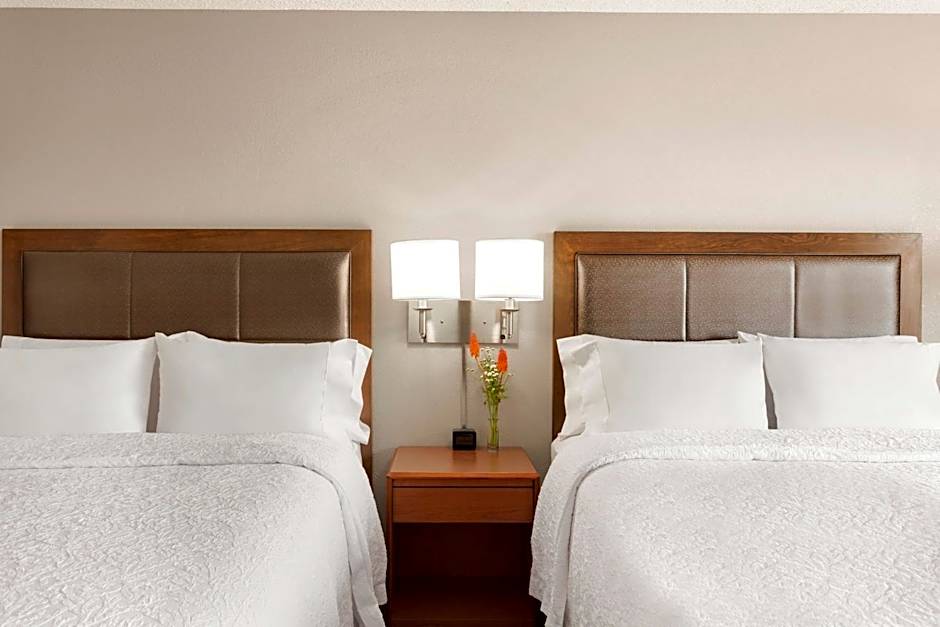 Hampton Inn By Hilton And Suites Denver-Cherry Creek