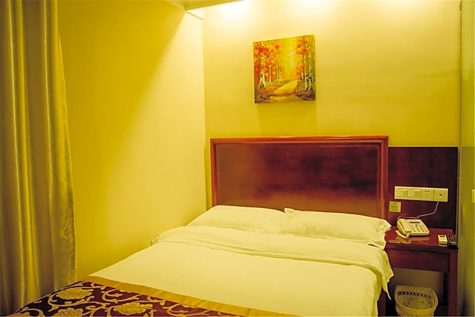 GreenTree Inn Jiangsu Yancheng Dongtai Jianggang Yingbin Road Gangcheng Avenue Business Hotel