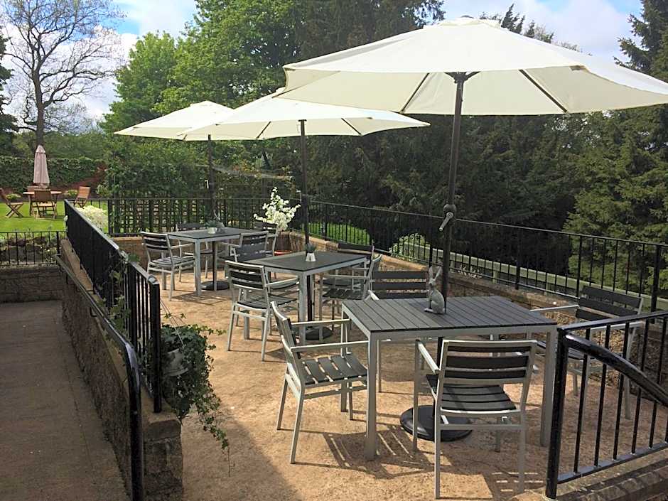 Mansfield House Hotel