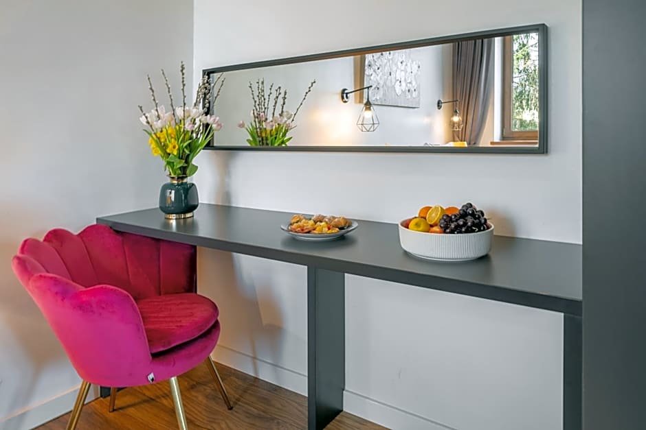 WILLA JAROSTA & SPA, reception, free parking, early check-in