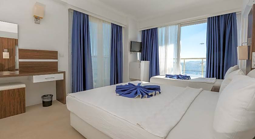 Arora Hotel