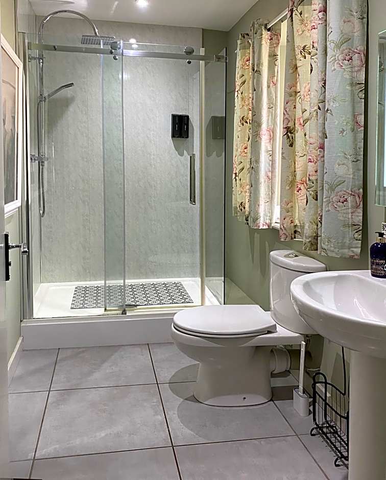 Red Lion, Coorie Inn