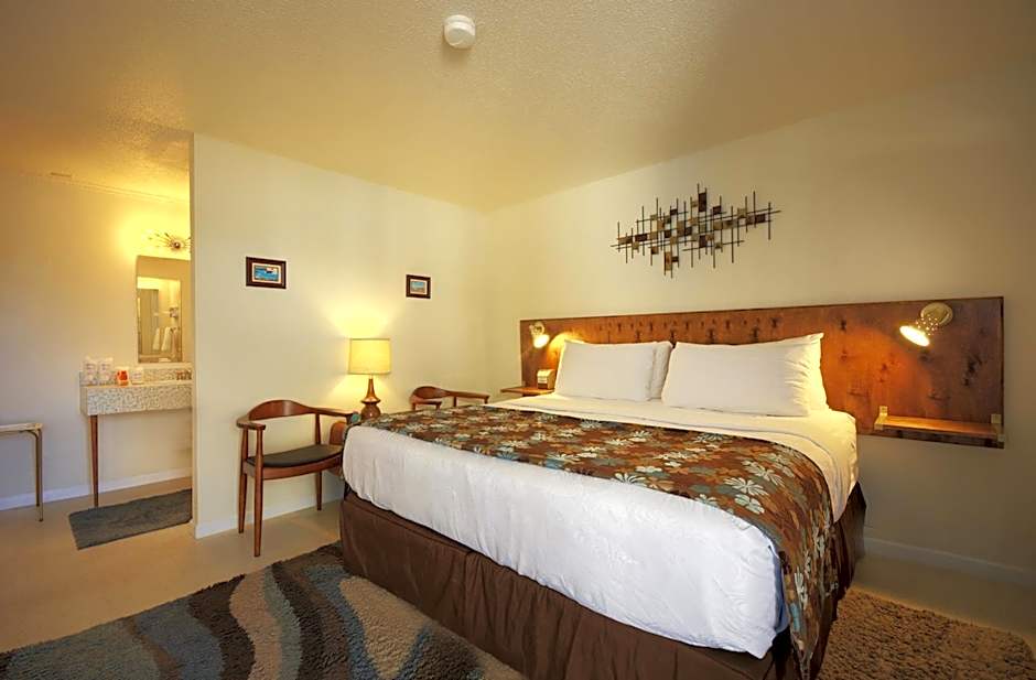 Roadrunner Lodge Motel