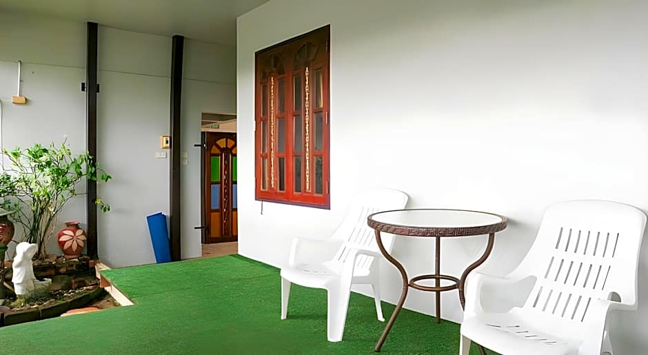 Ban Aothong Hotel