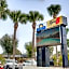 Days Inn by Wyndham St. Petersburg / Tampa Bay Area