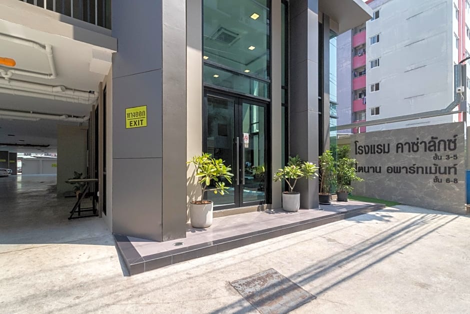 Casa Luxe Hotel and Resident