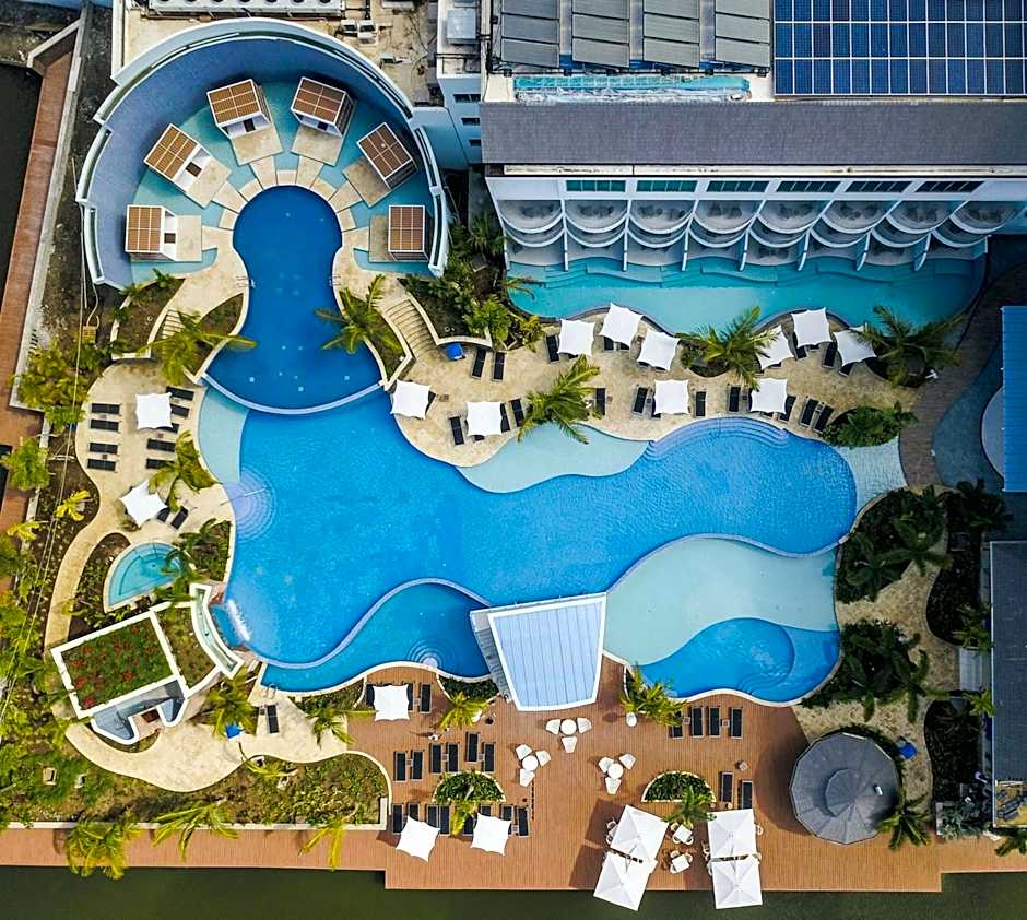 Harbor Club St. Lucia, Curio Collection by Hilton