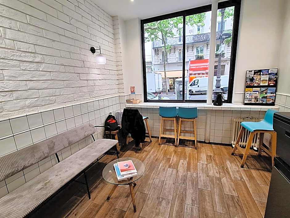 Hipotel Paris Gambetta Republique