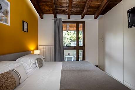 Studio - street view