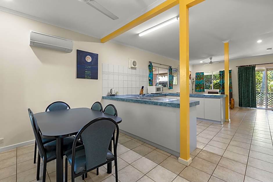 Cable Beachside Villas