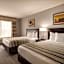 Country Inn & Suites by Radisson, West Bend, WI