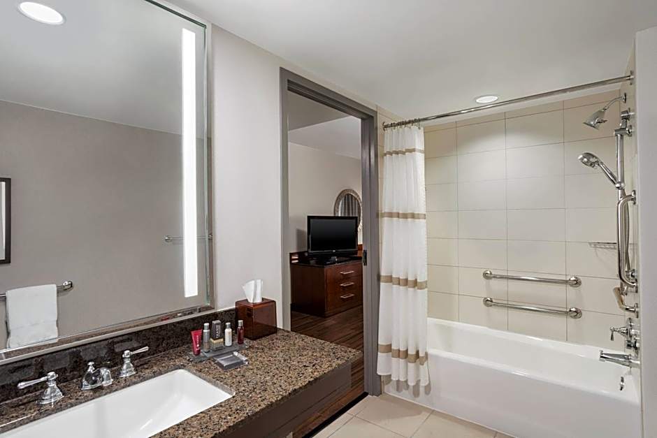 Lancaster Marriott At Penn Square