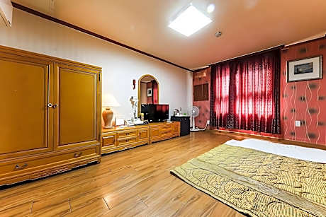 Korean Style Ondol Type