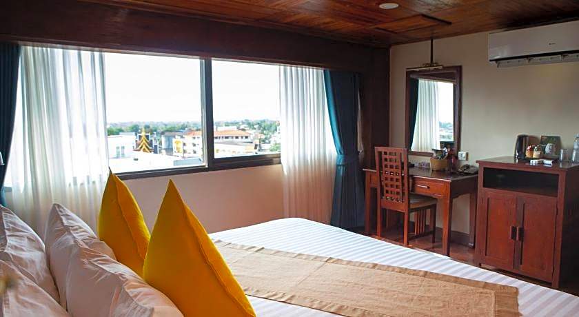 Pakse Hotel & Restaurant