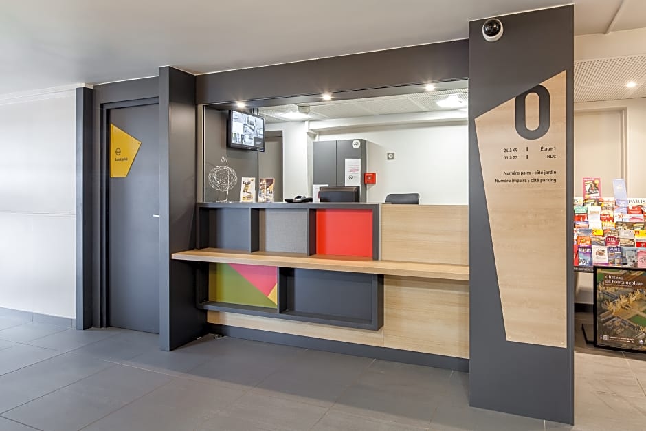 B&B HOTEL La Queue En Brie