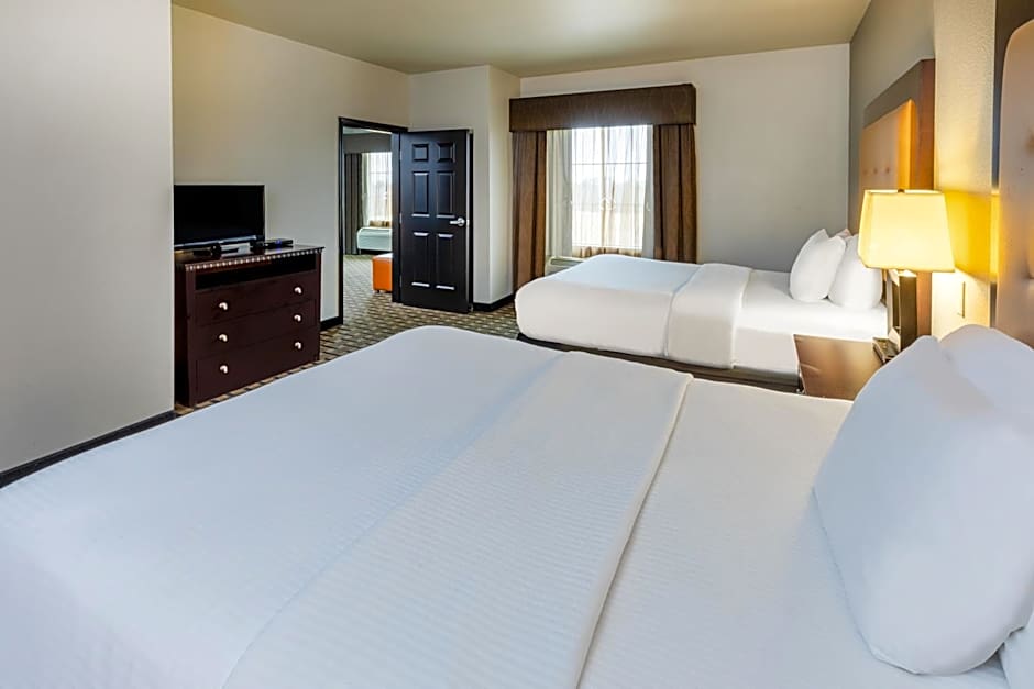 La Quinta Inn & Suites by Wyndham Mt. Pleasant