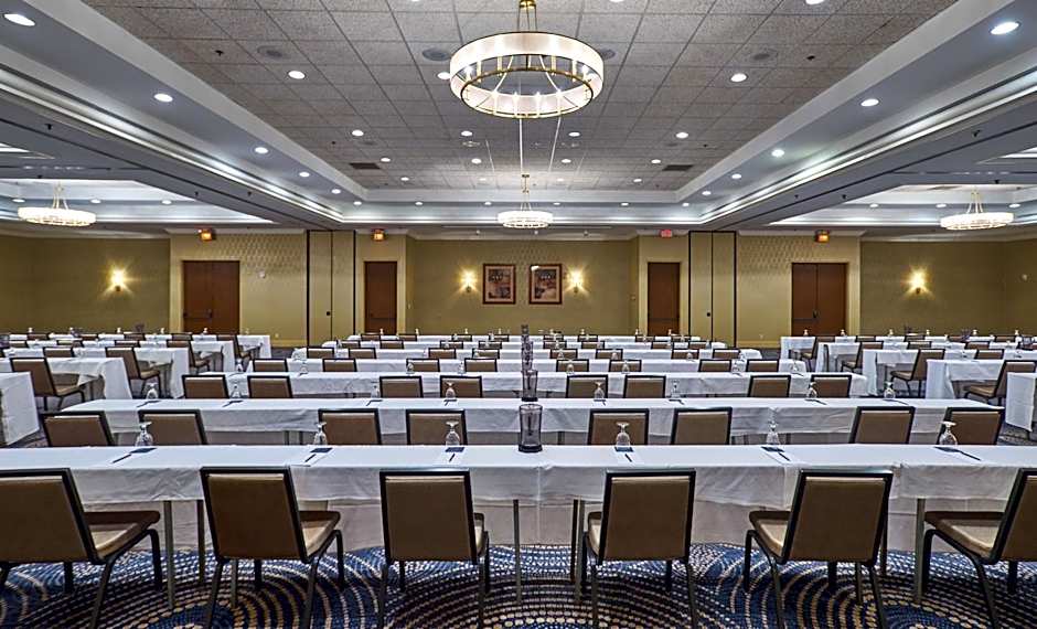 Hilton Knoxville