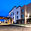 Best Western Plus Airport Inn & Suites