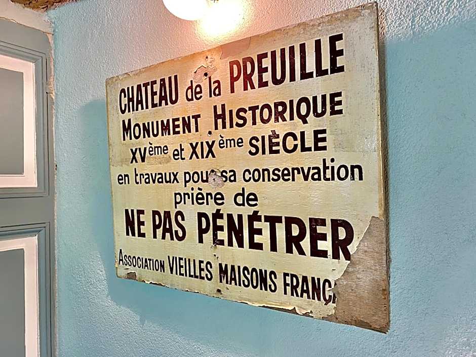 Château de la Preuille Bed & Breakfast