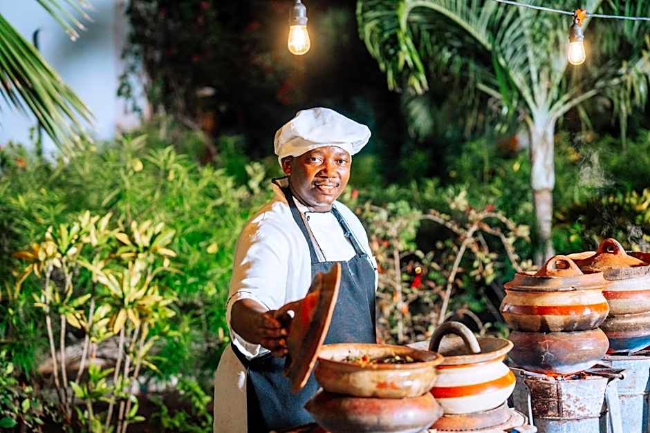 Dhow Inn Boutique Hotel